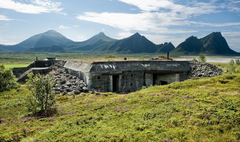 Bunker on a summer's day © Ernst Furuhatt/Nordlandsmuseet