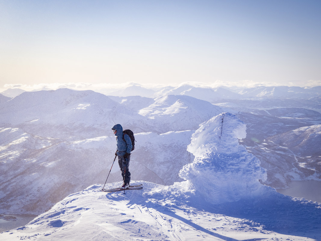 topptur på keipen i narvik om vinteren