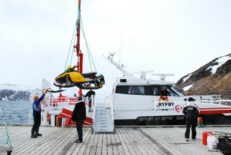 All sorts is transported from the mainland © Knut Hansvold