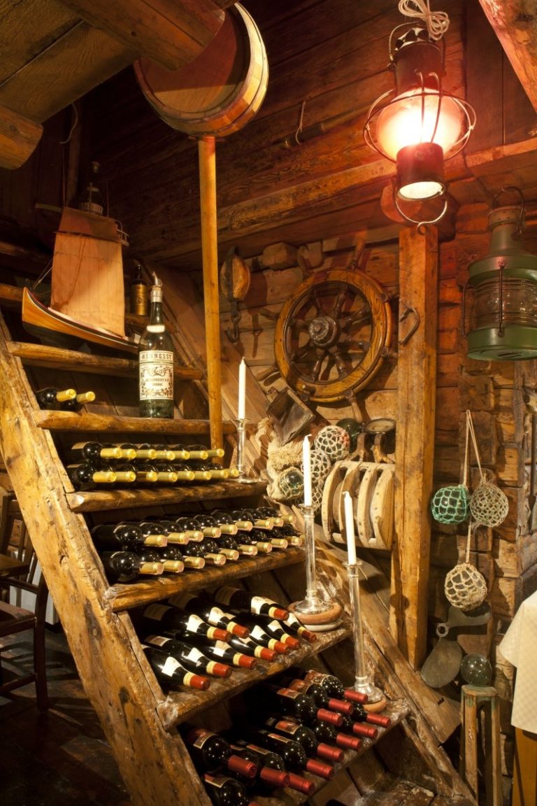 A selection of wines to accentuate the meal © Johnny Mazilli/Børsen Spiseri