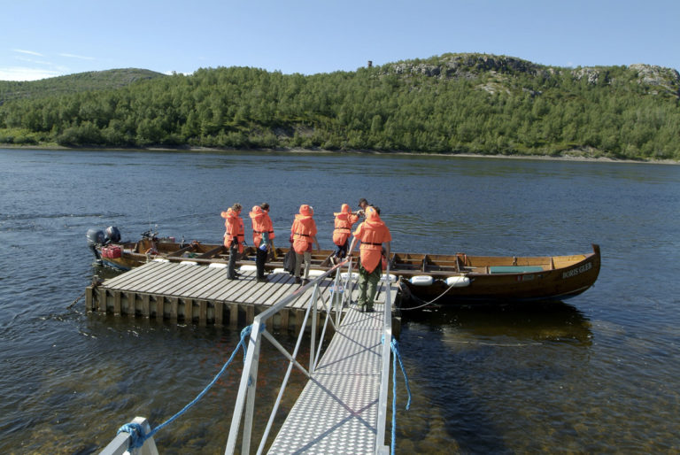 Ready for a river boat trip © Trym Ivar Bergsmo