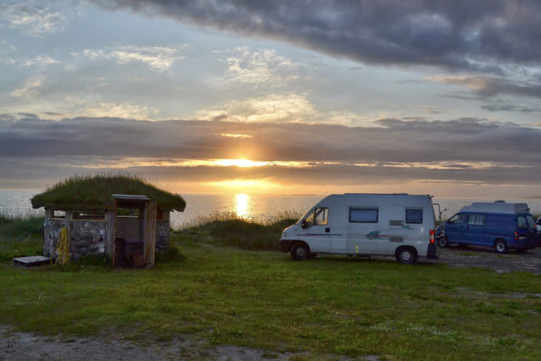 When can you sleep? In winter © Midnattsol Camping