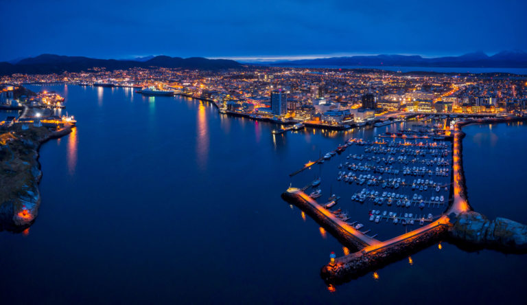 Moloen i Bodø er en fin spasertur fra byen © Kent Even Grundstad