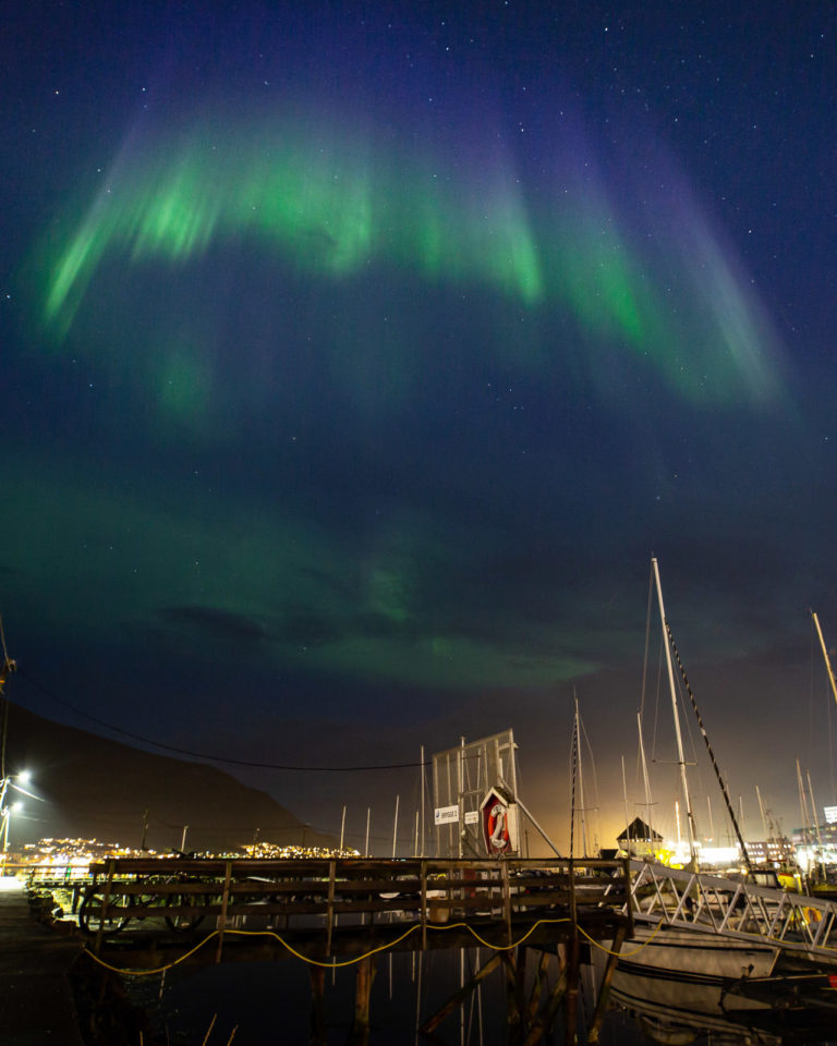 The boats on the city side of the jetty can act as a great photo opportunity © William Copeland
