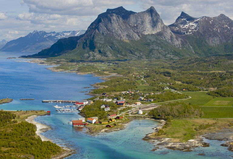Panorama over Kjerringøy © Ernst Furuhatt