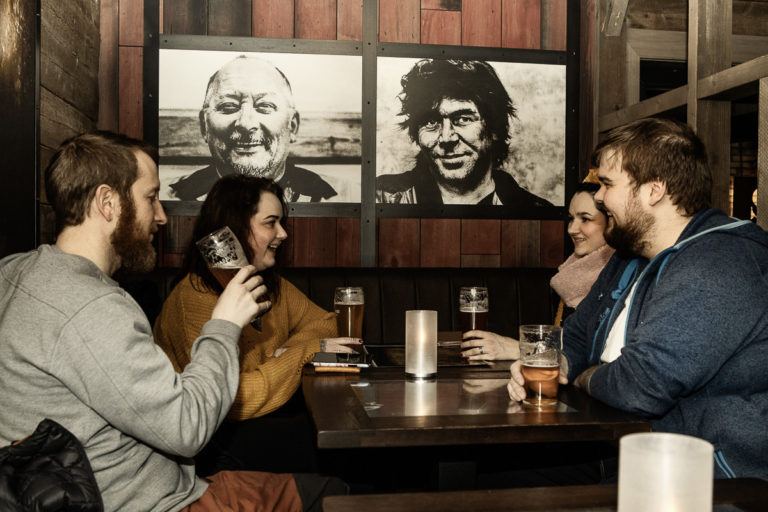 Mange gode historier på Svalbard © Karlsberger Pub