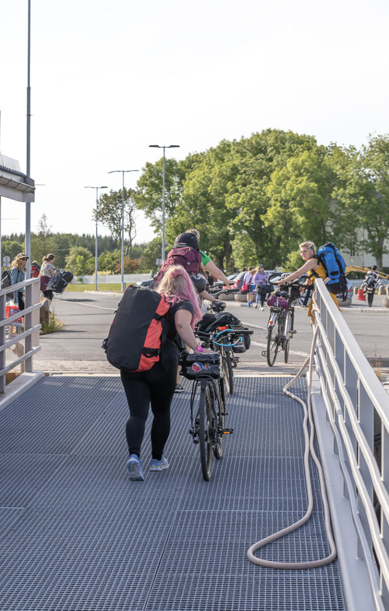 Trill sykkelen i land. Så er det bare å tråkke rundt på smale, svingete og lite trafikkerte veier på Vega © Kathrine Sørgård