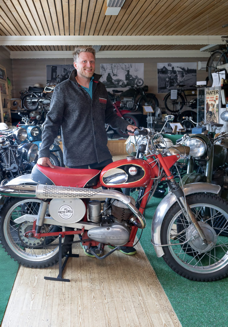 Her mangler bare eksosrypa. På en Tempo Cross 1965. Benny Sætermo, eier av Arctic Circle Motorcycle Museum © Kathrine Sørgård 
