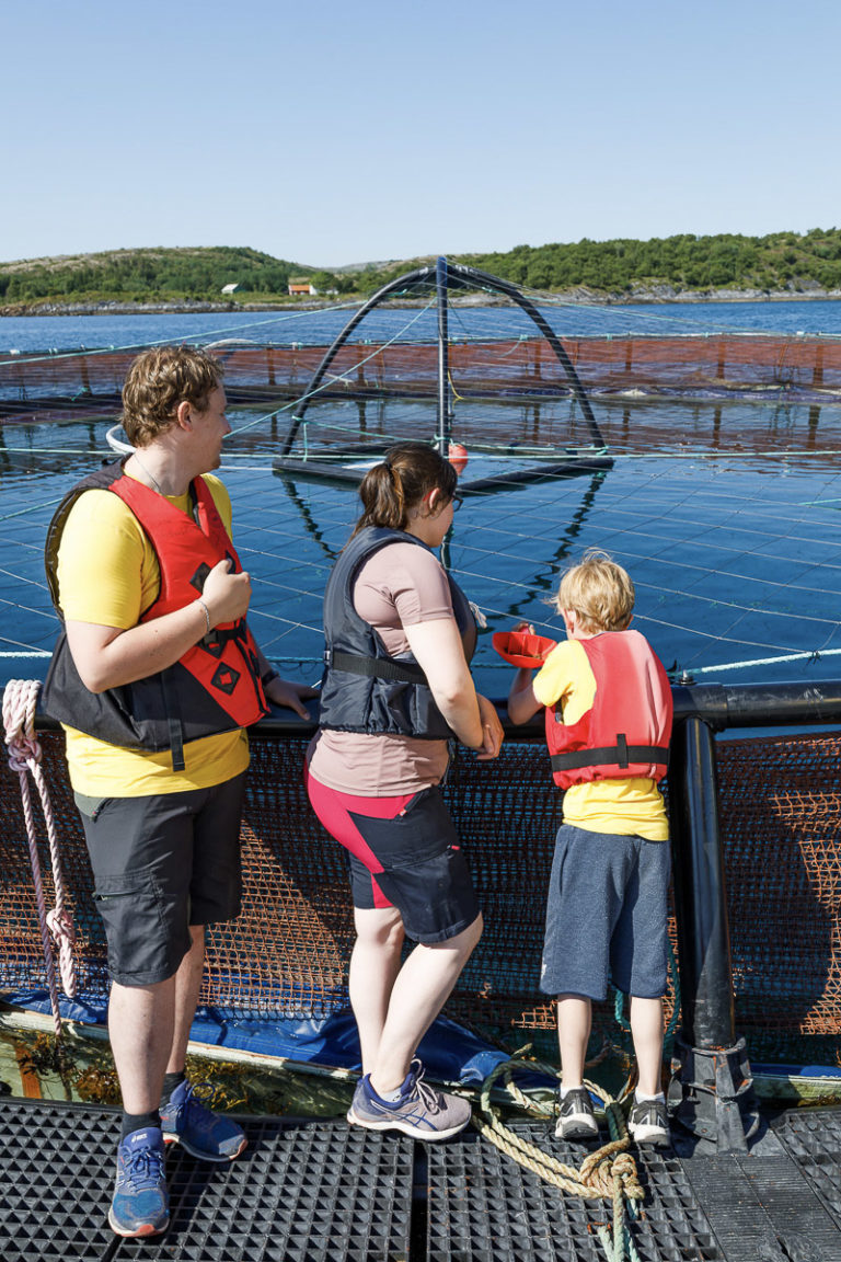Salmon pens in the Norwegian Aquaculture Centre © Kathrine Sørgård