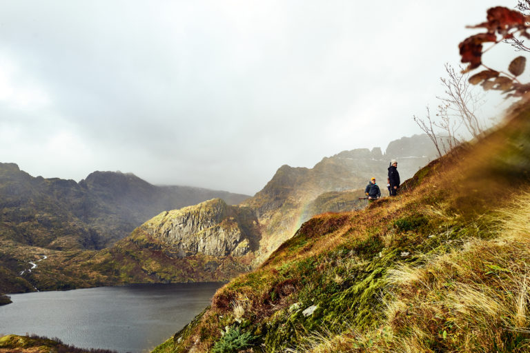 Vandring i nærområdet. Foto: Holmen Lofoten