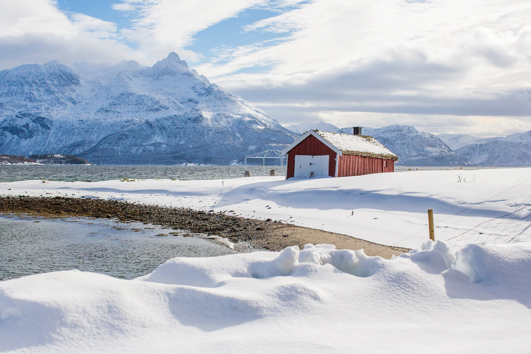 Boat house at Dyrøya island © Stig Stokkland